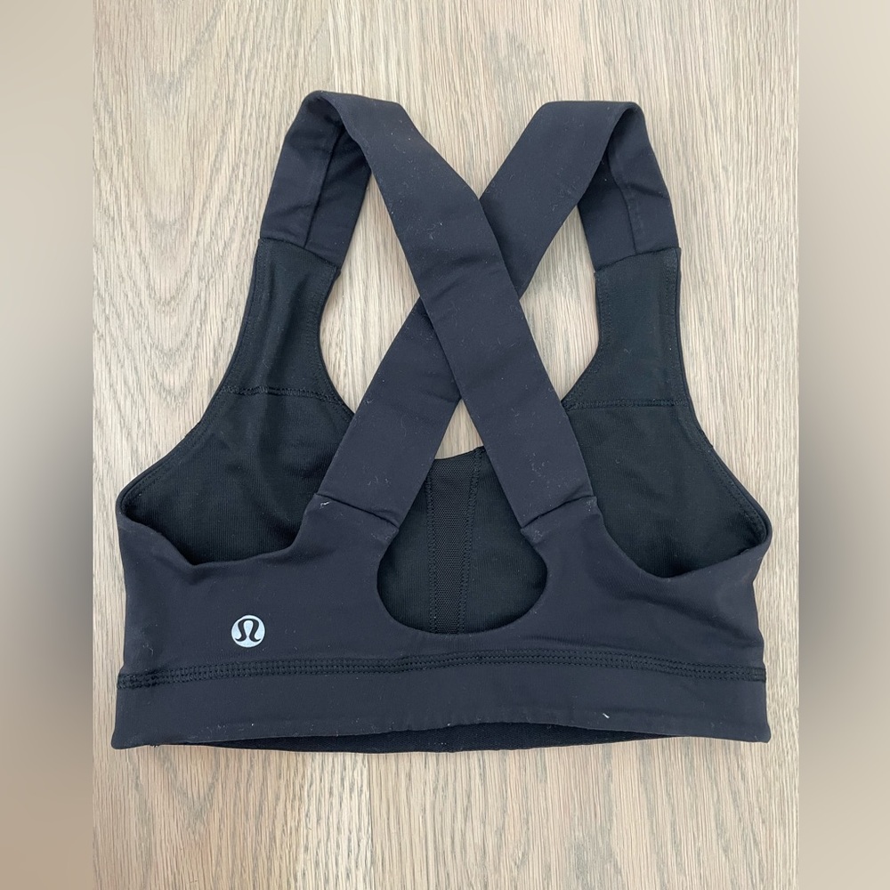 Black Lululemon sports bra - size 2